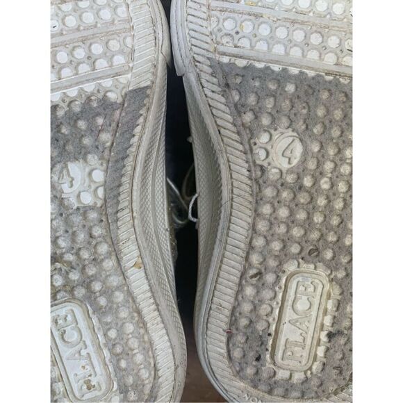 Children’s Place Little Kids 4 Sparkle Glitter Faux Leather Slip On Kitten Shoes - Picture 10 of 11